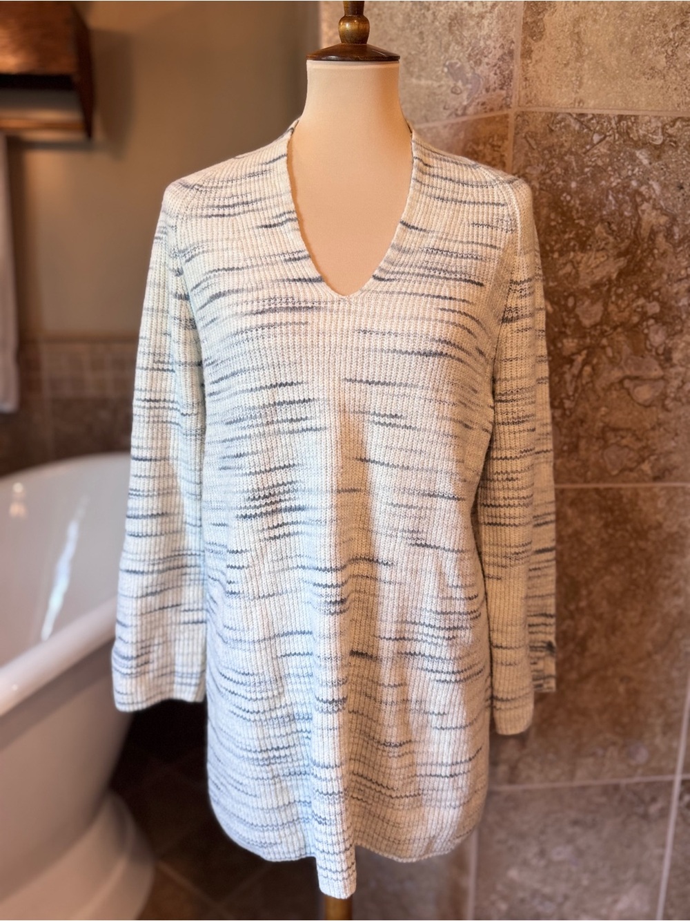 Pure Jill Everyday Marled V-Neck Tunic Sweater - Cream & Gray medium